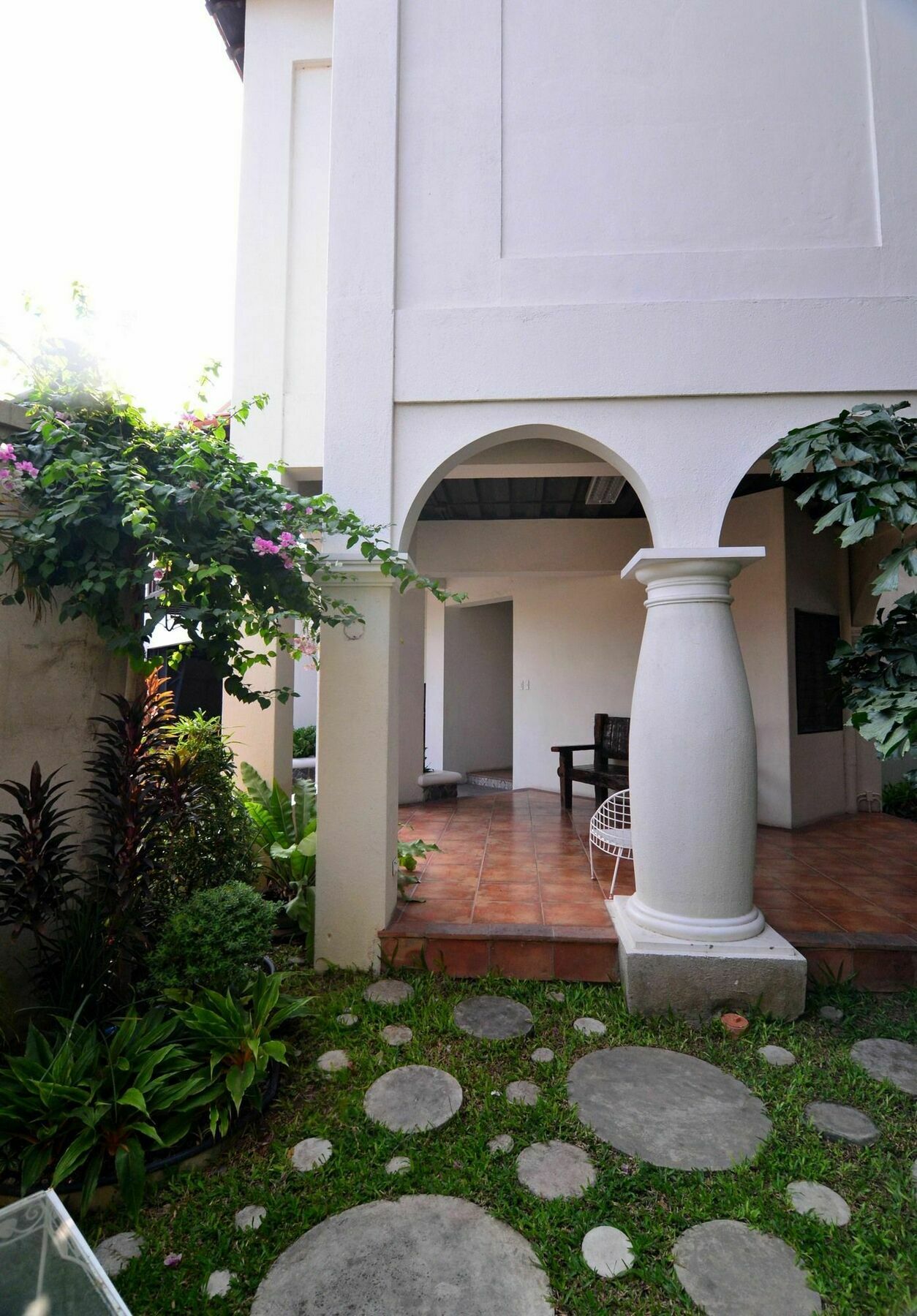 Versteeg Vacations - Fontana Residences Cebu Exterior photo